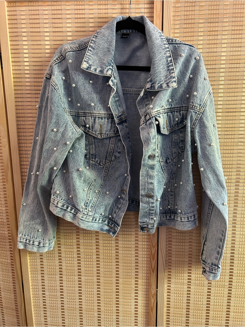 NWOT SIze M Pearl-Embellished Light Wash Denim Jacket - Women